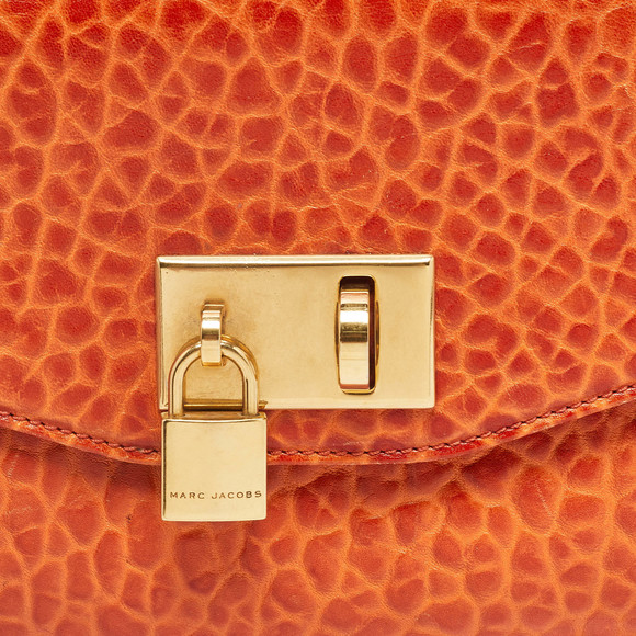 MARC JACOBS Orange Textured Leather Lock Flap Clutch - Picture 5 of 8